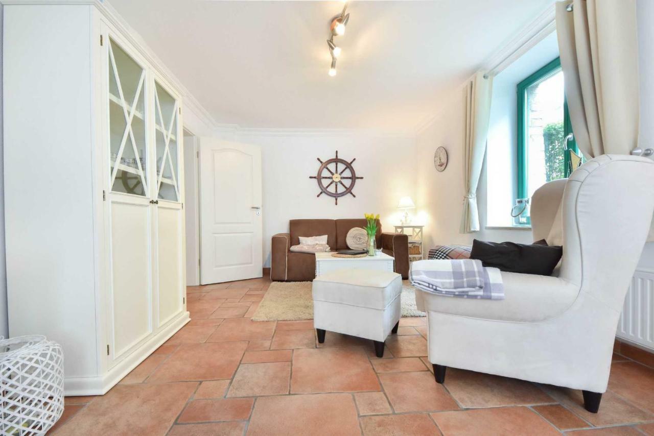 Villa Perkunos Wohnung 2 ゼーバート・ヘリングスドルフ エクステリア 写真